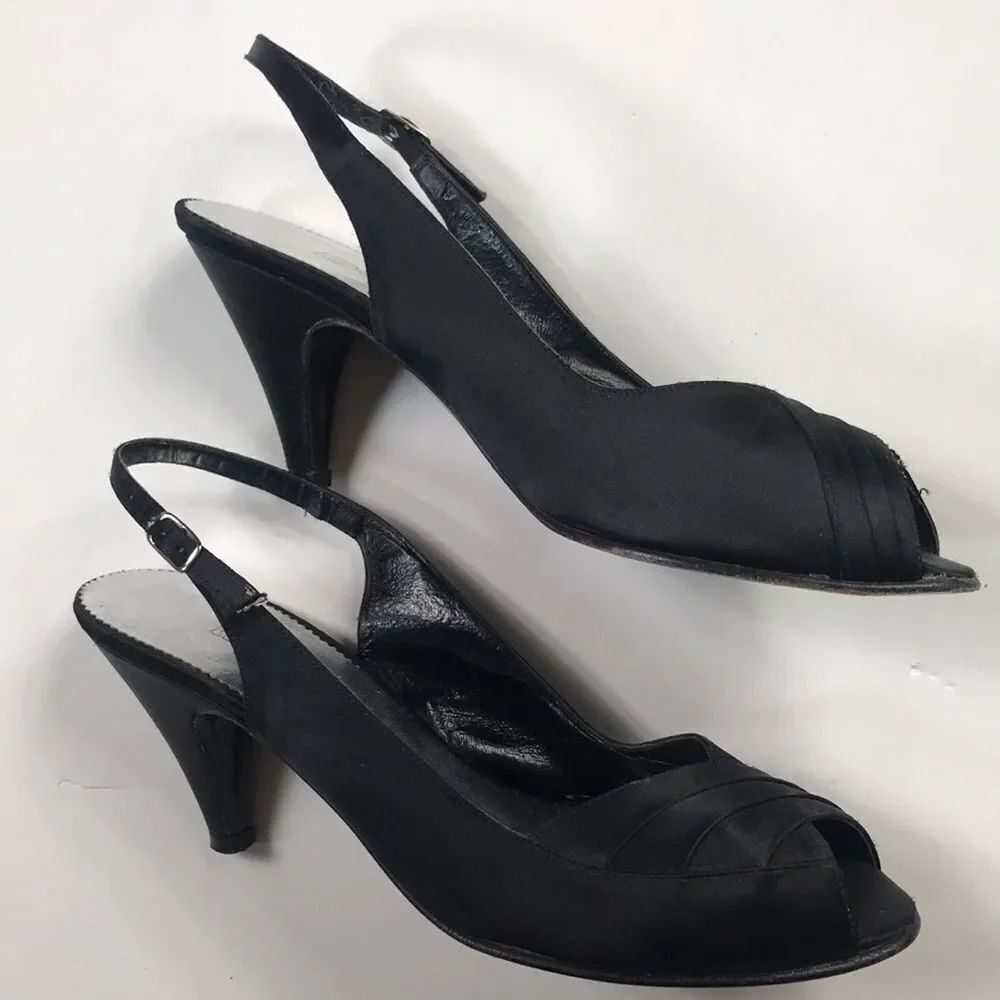 Black Silk Kitten Heels by Red Cross Made In Italy Shoes Size 7